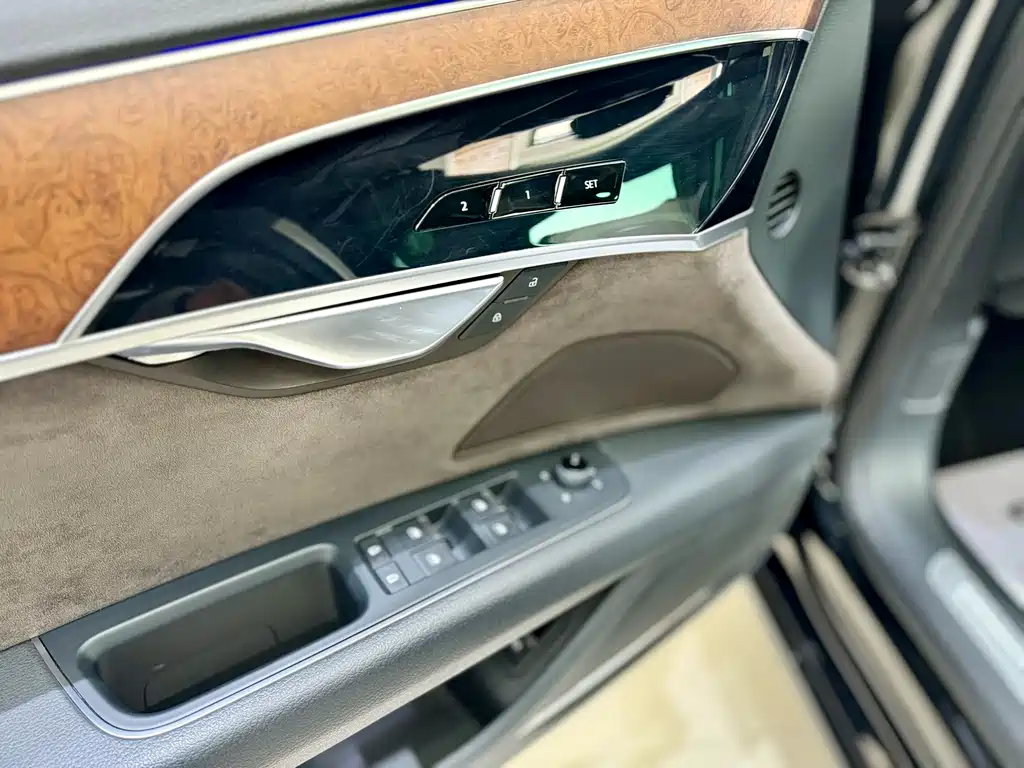Audi A8 2018 A8L 55 TFSI quattro Premium