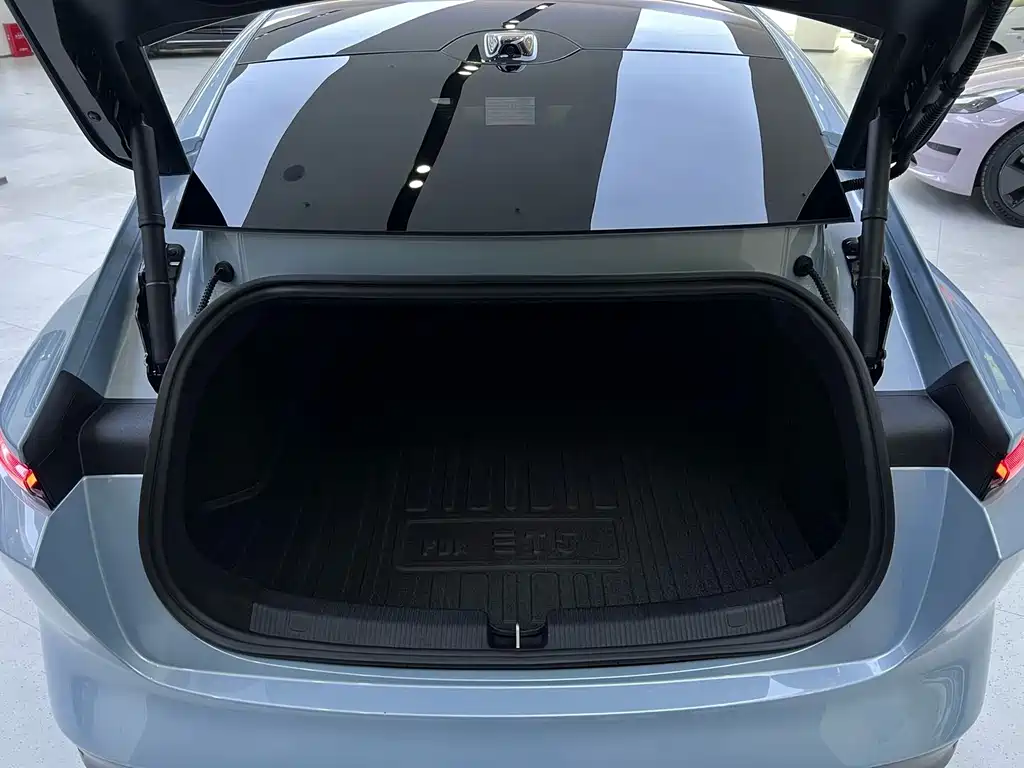 NIO ET5 2022 75kWh