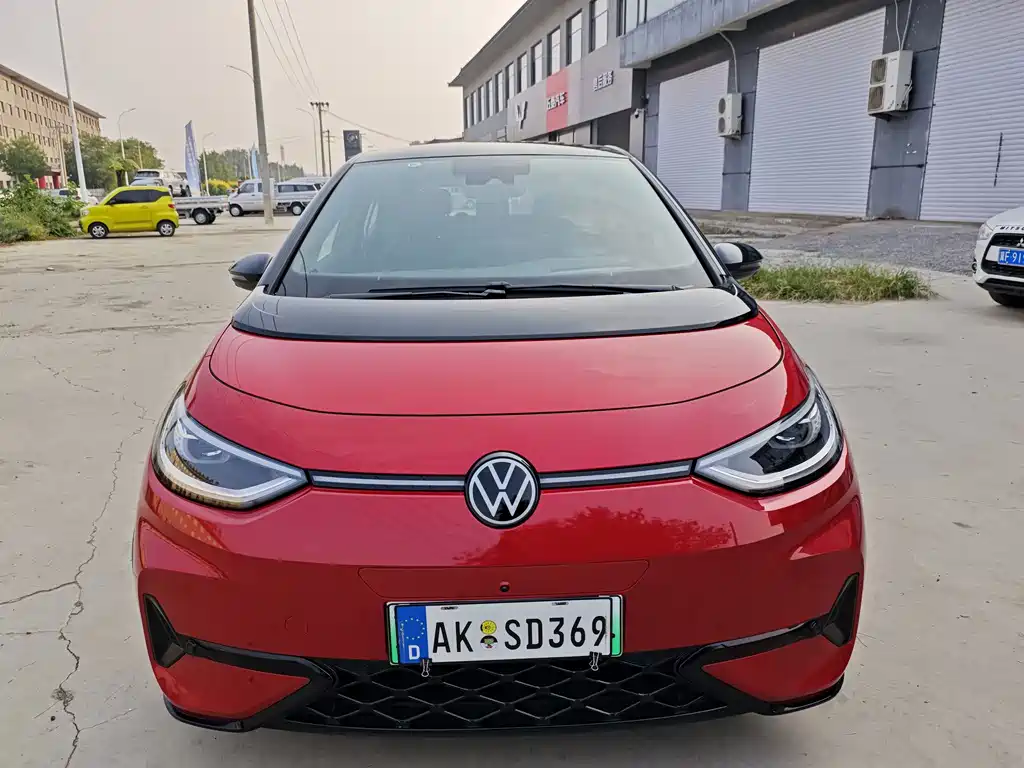 Volkswagen ID.3 — миниатюра 2