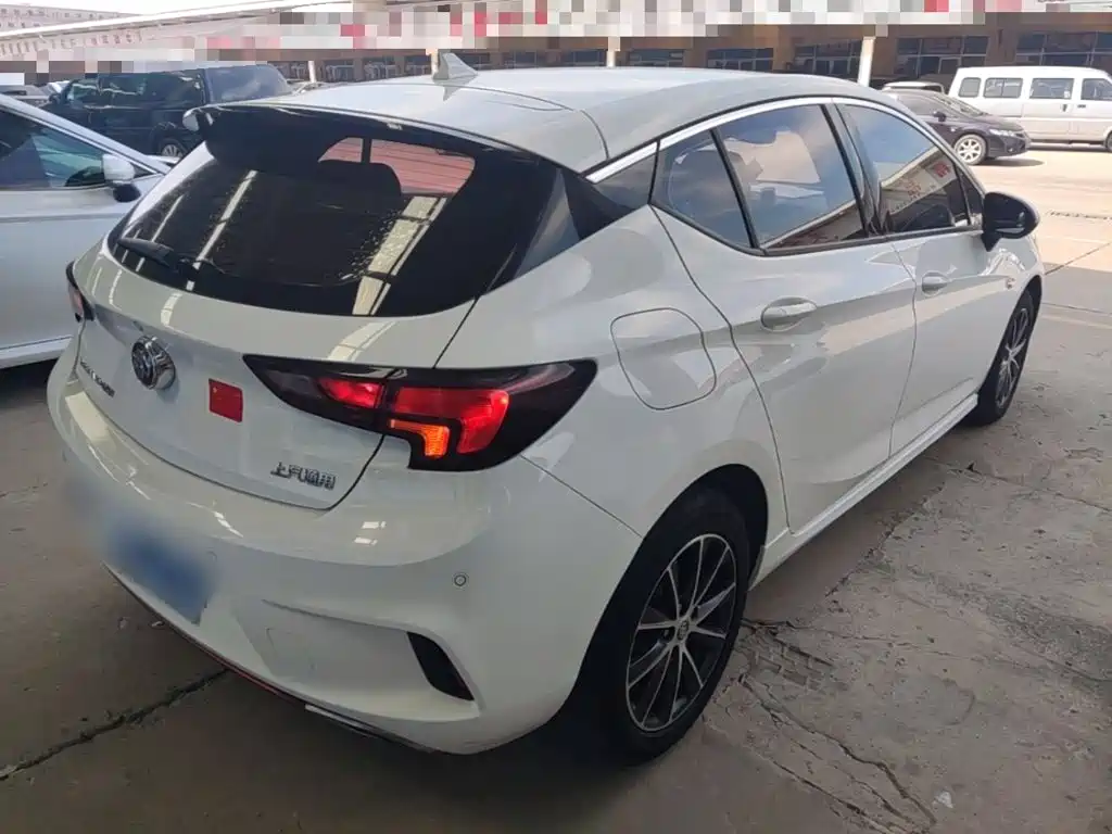 Buick Verano — миниатюра 7