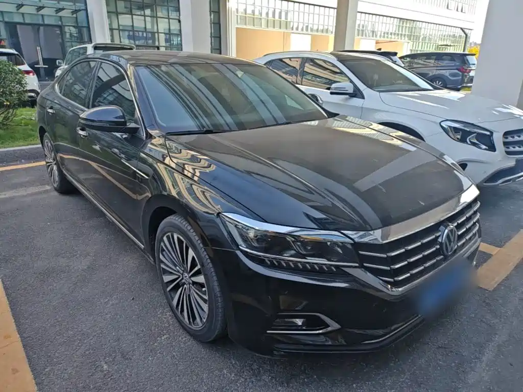 Volkswagen Passat — миниатюра 4