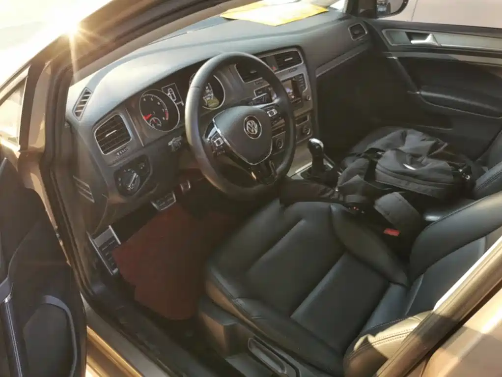 Volkswagen Golf — миниатюра 15
