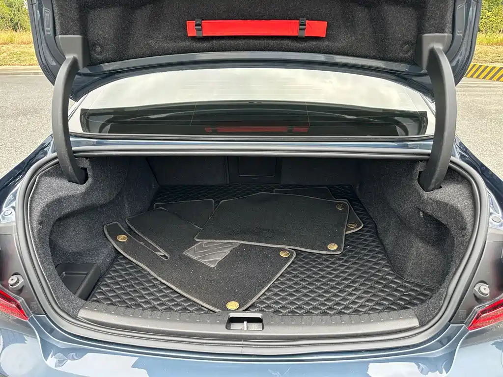 Volvo S60 — миниатюра 20