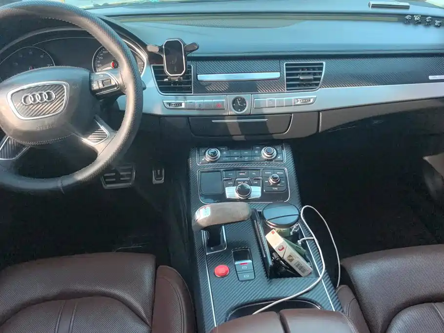 Audi A8 — миниатюра 13