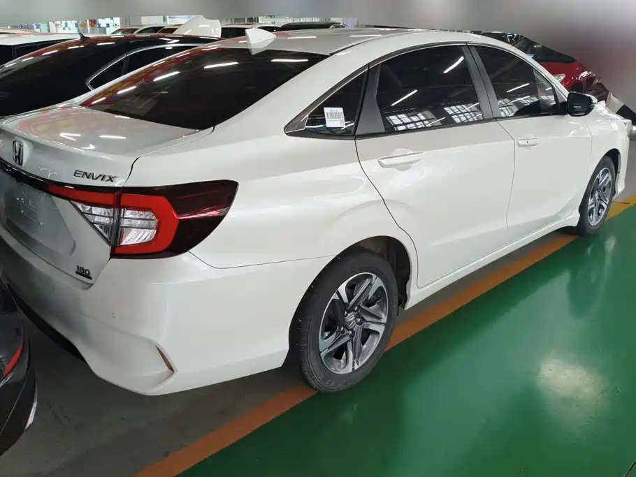 Honda Envix 2019 180TURBO CVT VI