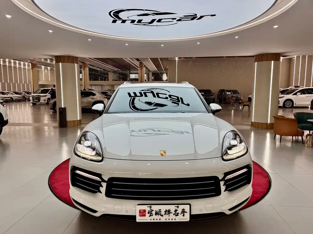 PORSCHE CAYENNE