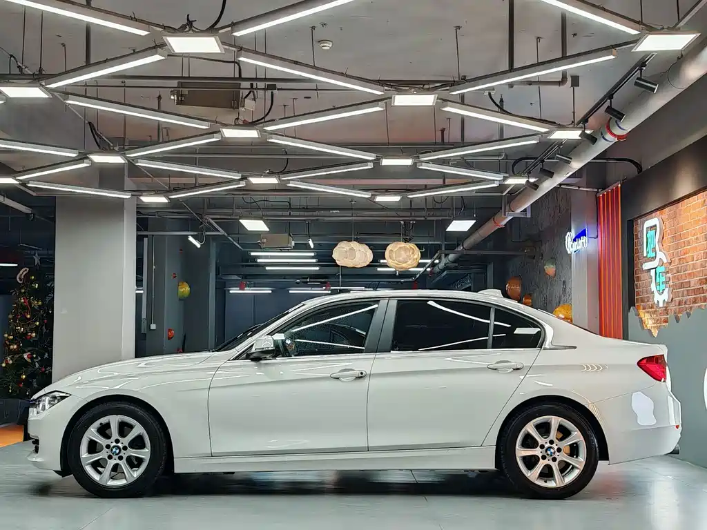 BMW 3 Series — миниатюра 5