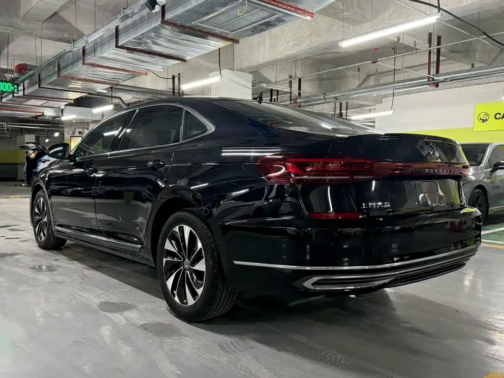 Volkswagen Passat — миниатюра 6