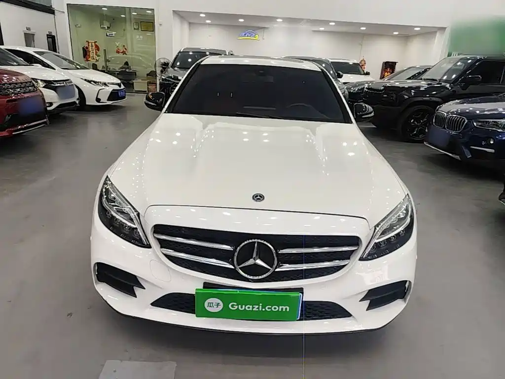 Mercedes-Benz C-Class — миниатюра 3
