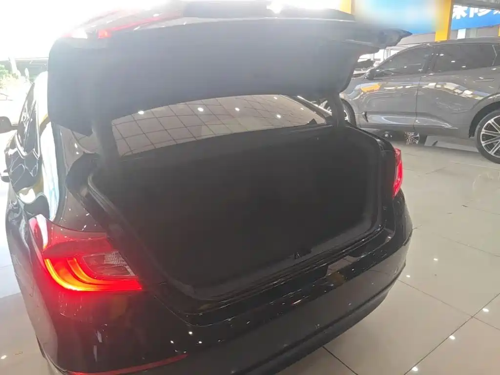 Honda Accord — миниатюра 19