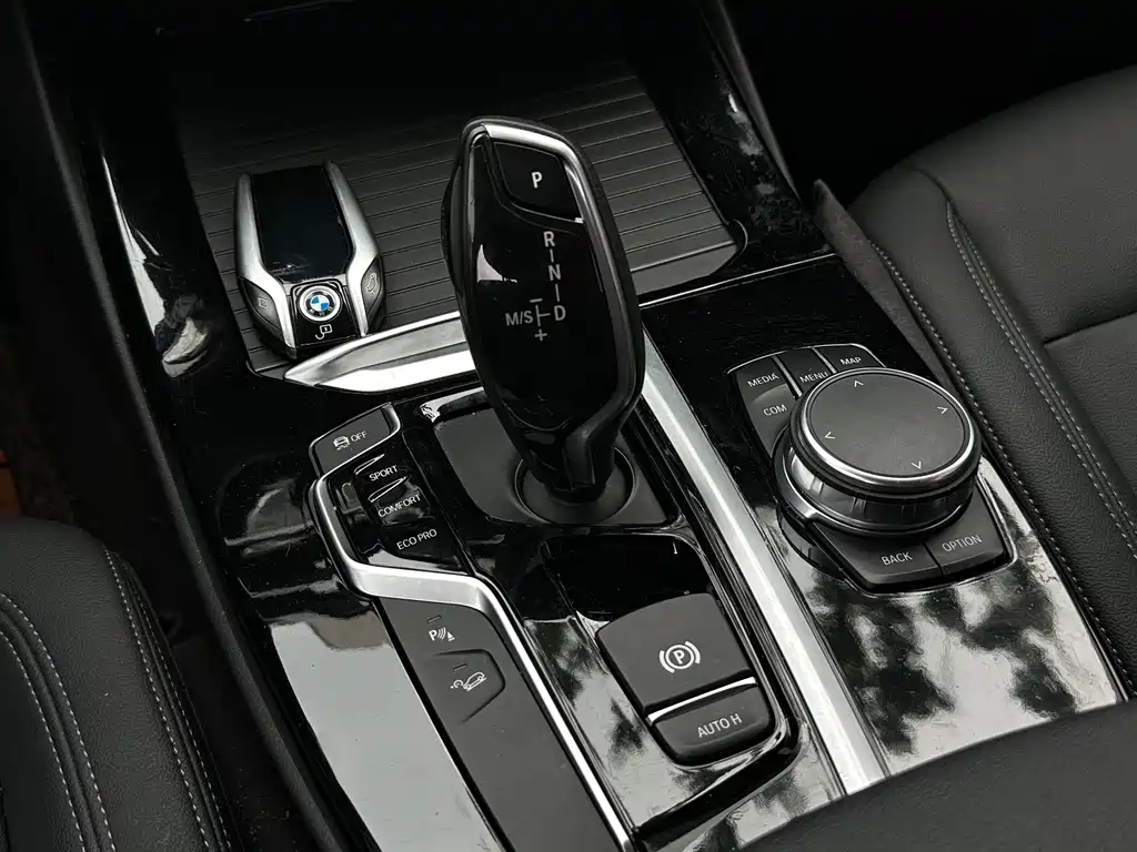 BMW X3 — миниатюра 10