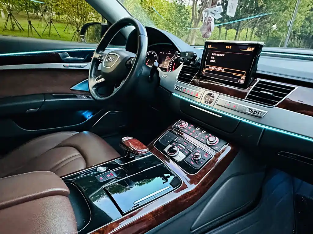 Audi A8 — миниатюра 14