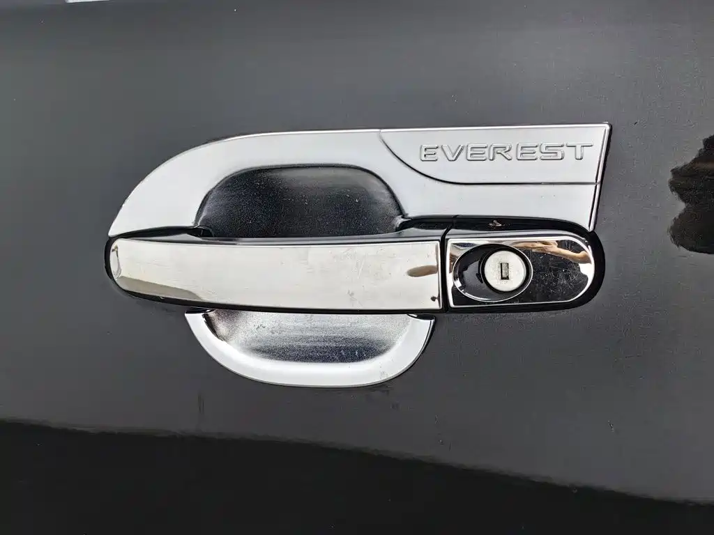 Ford Everest — миниатюра 18