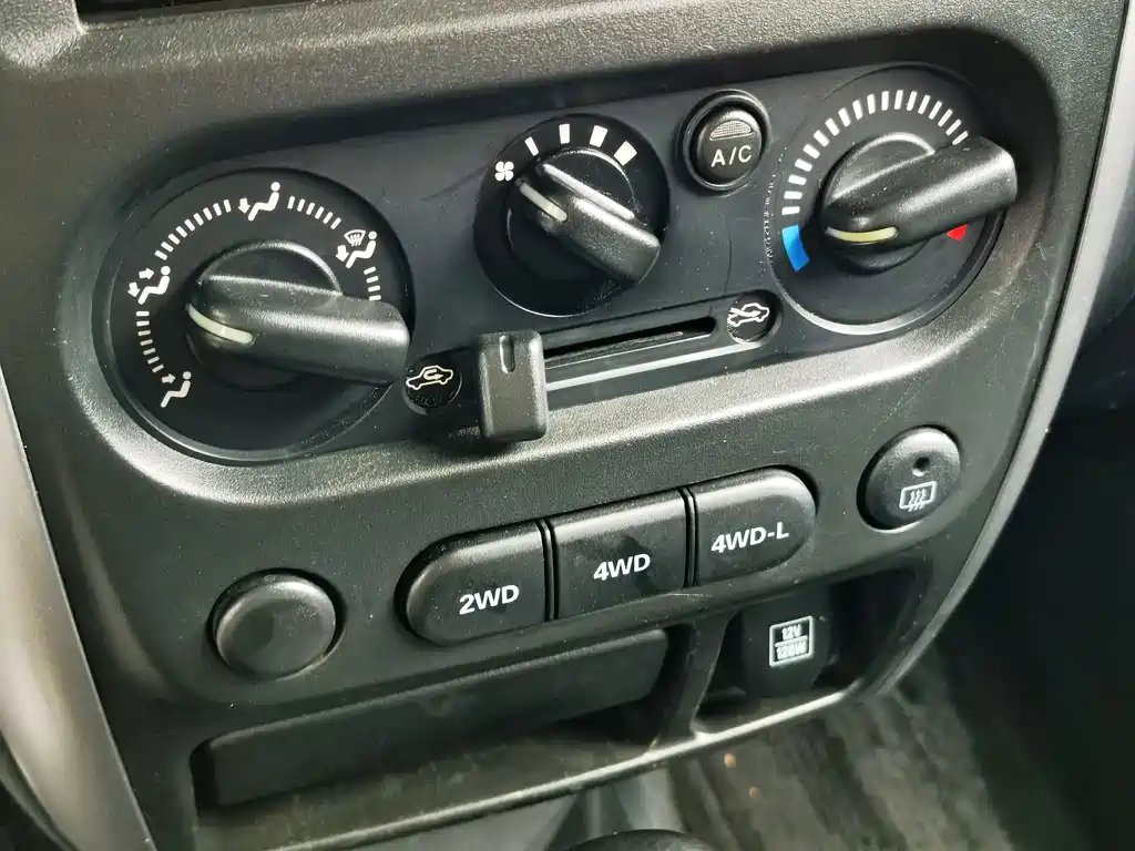 Suzuki Jimny — миниатюра 18