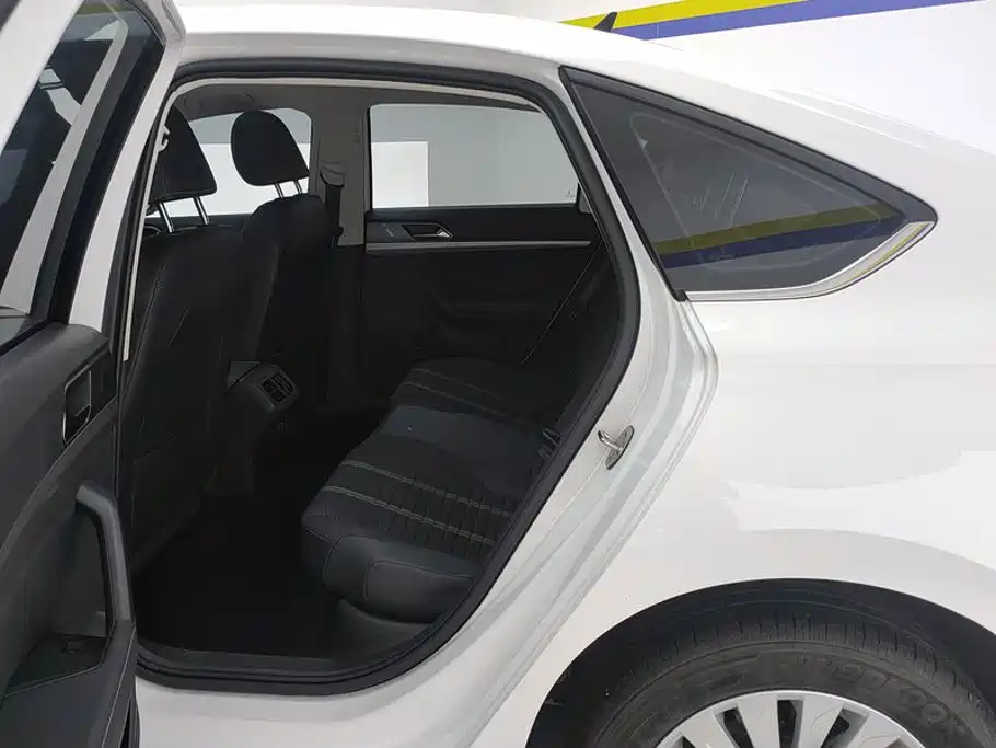 Volkswagen Lavida — миниатюра 11