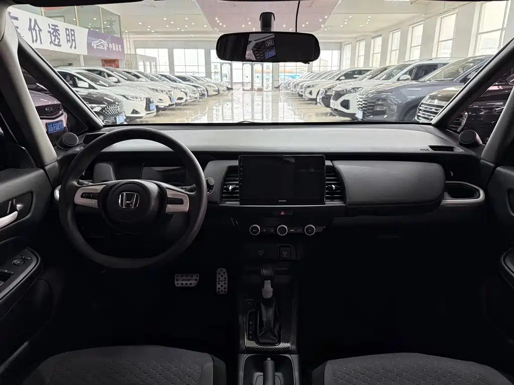 Honda Fit — миниатюра 8