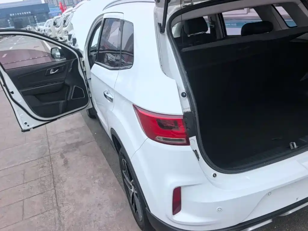 Bestune X40 — миниатюра 5