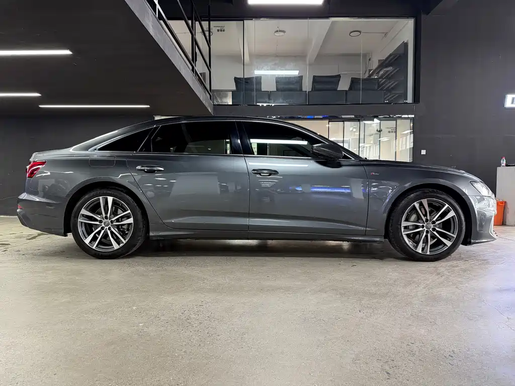 Audi A6L — миниатюра 10