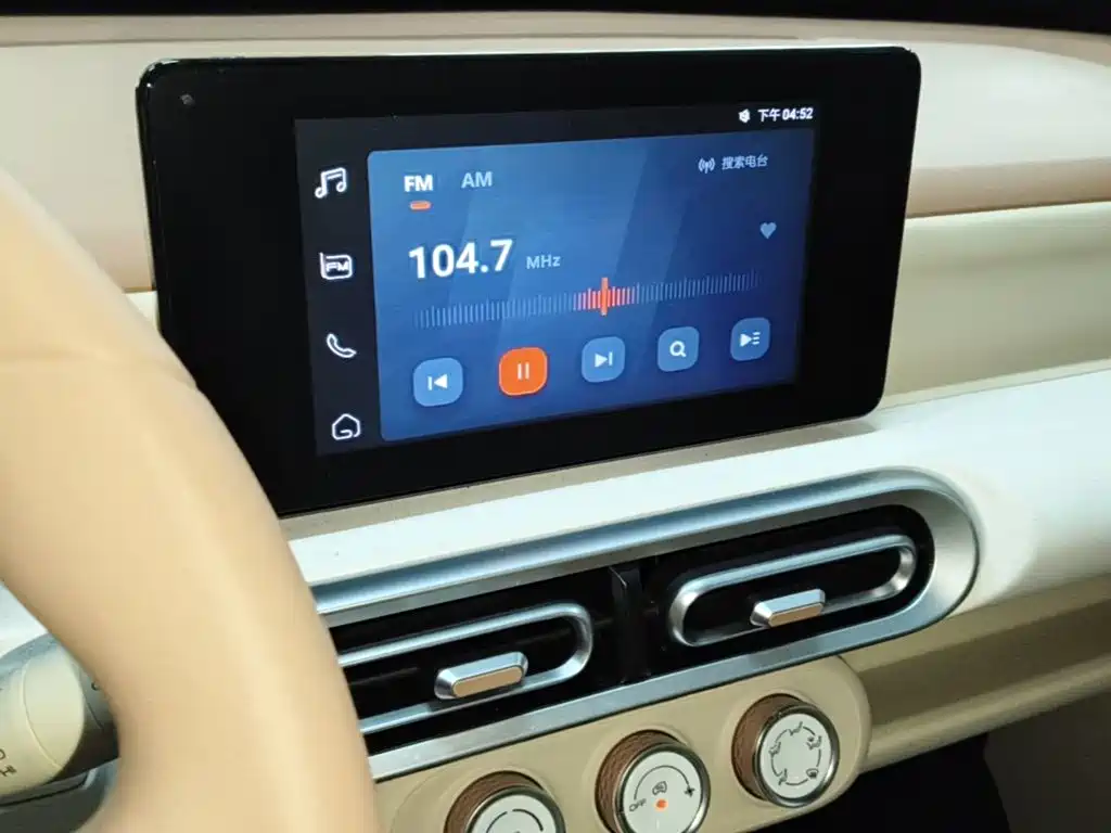 Wuling MINIEV — миниатюра 13