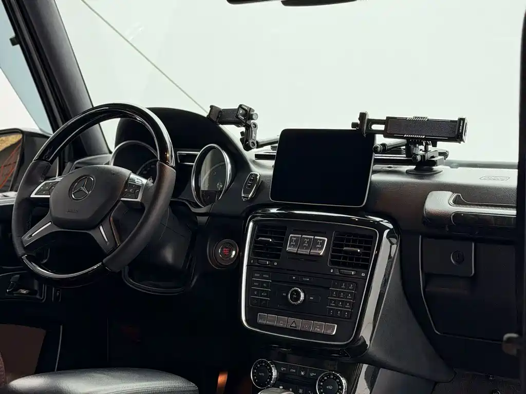 Mercedes-Benz G-Class — миниатюра 14