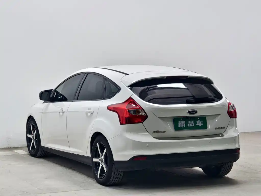 Ford Focus — миниатюра 6
