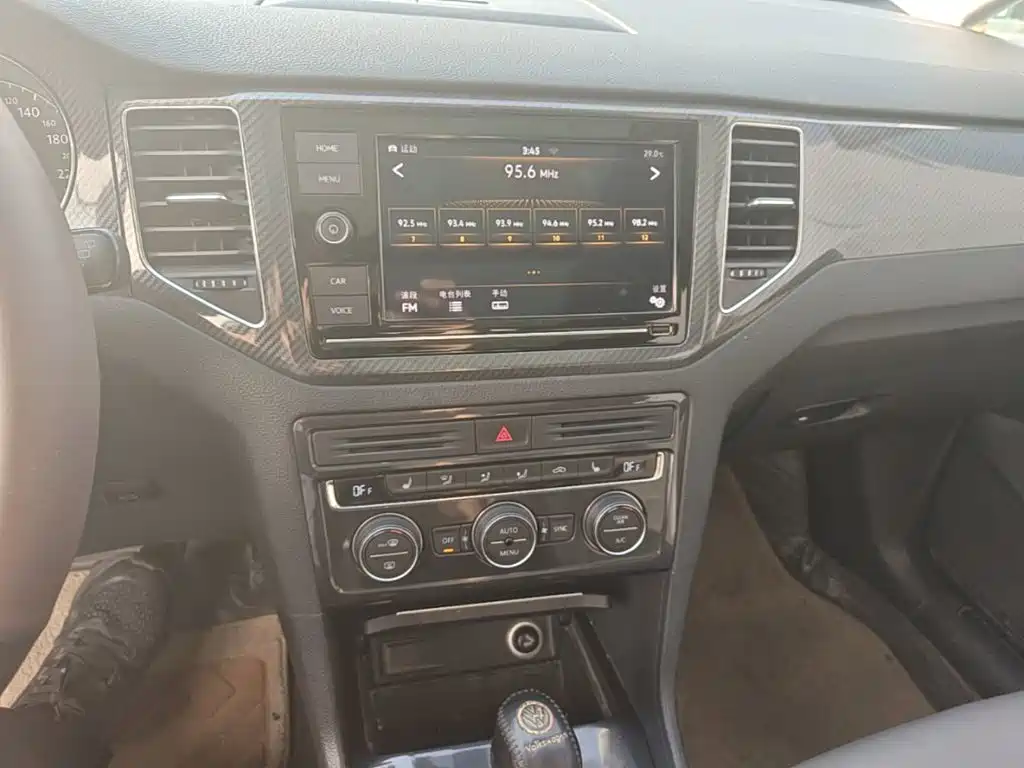 Volkswagen Golf Sportsvan — миниатюра 13