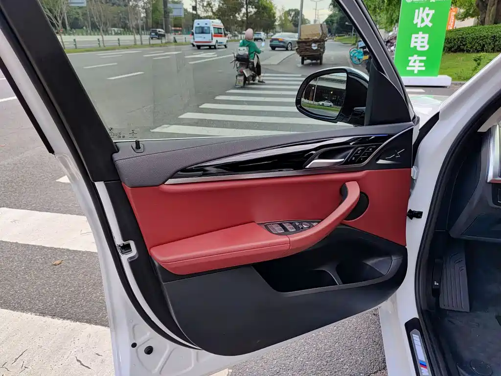 BMW X3 — миниатюра 6