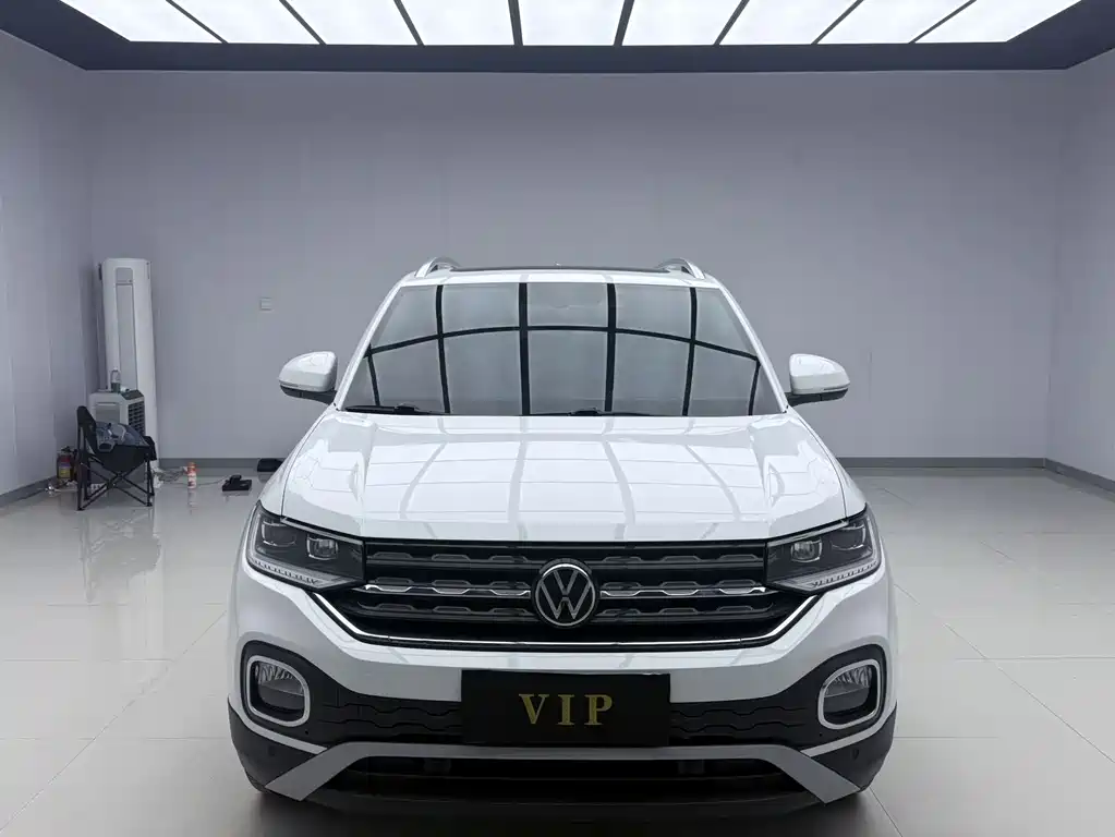 VOLKSWAGEN EXPLORING THE SHADOW