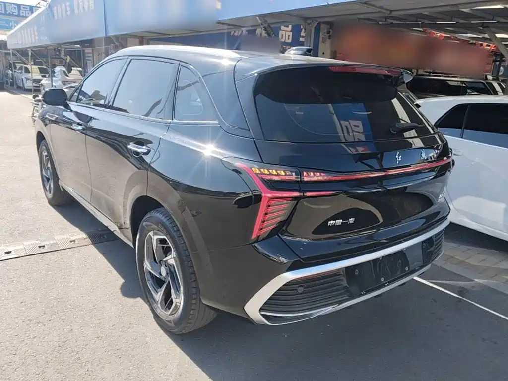 Hongqi Hongqi HS3 — миниатюра 5