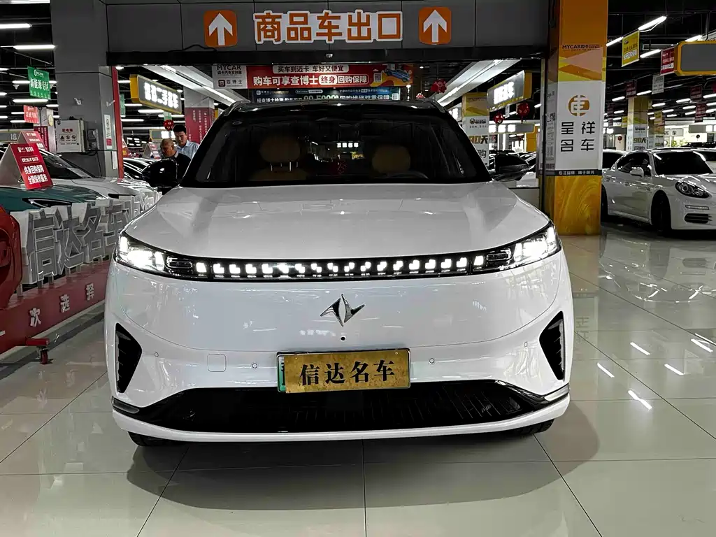 Dongfeng eπ008 2026 мест