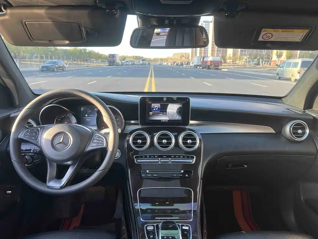 Mercedes-Benz GLC — миниатюра 5