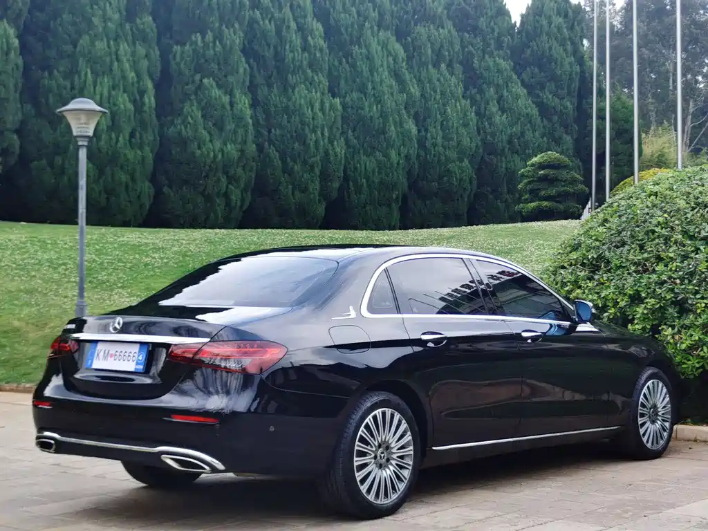 Mercedes-Benz E-Class E 2023 E 300 L Fashion