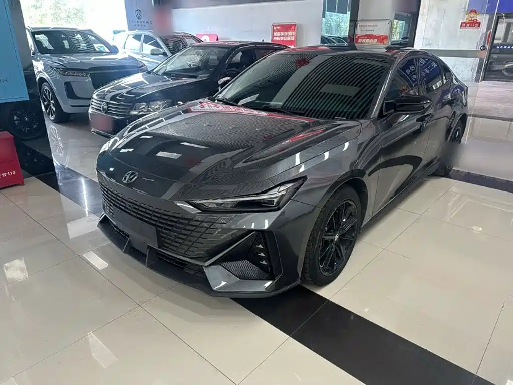 Changan UNI-V — миниатюра 3