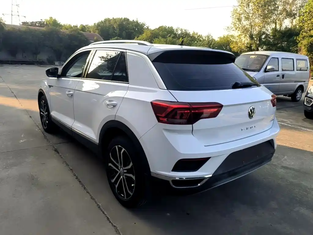 Volkswagen T-Roc — миниатюра 5