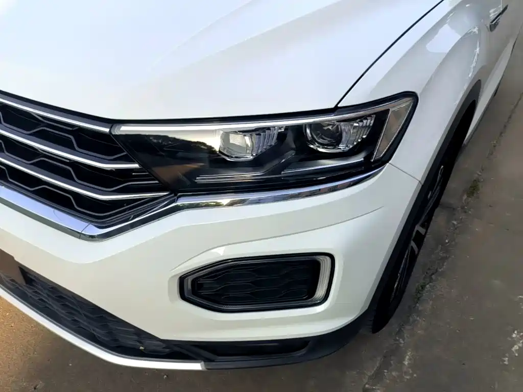 Volkswagen T-Roc — миниатюра 24