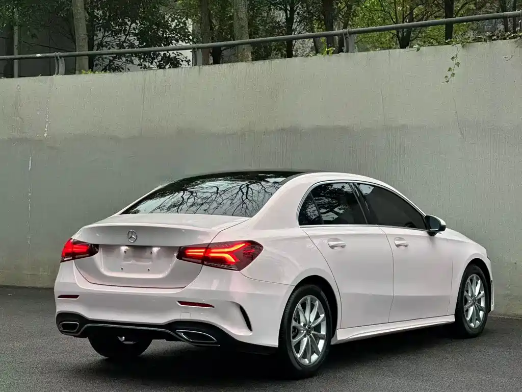 Mercedes-Benz A-Class — миниатюра 9