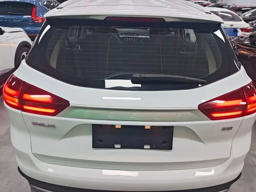 Geely Boyue — миниатюра 6
