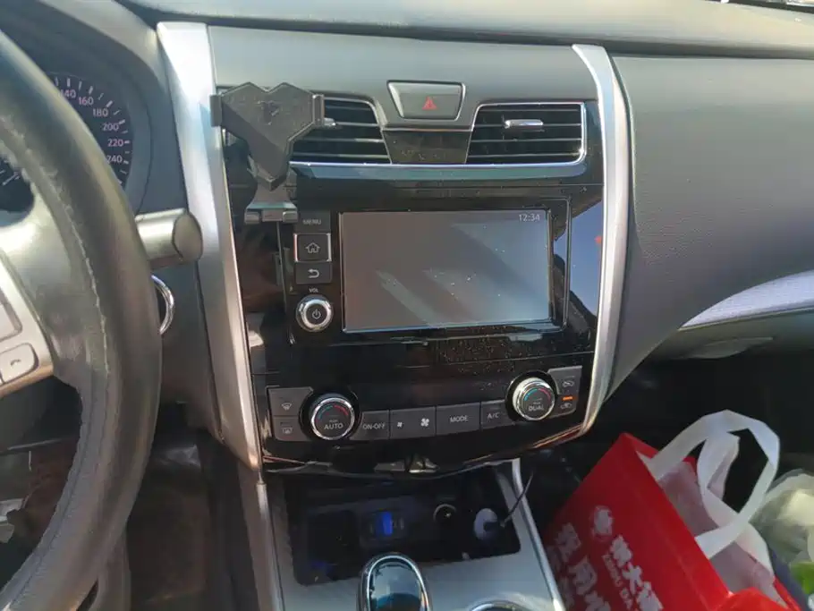 Nissan Teana — миниатюра 13