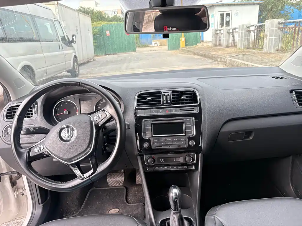 Volkswagen Polo — миниатюра 6