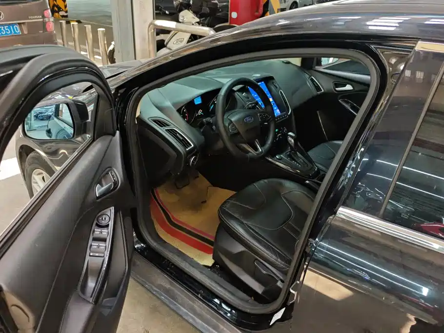 Ford Focus — миниатюра 9