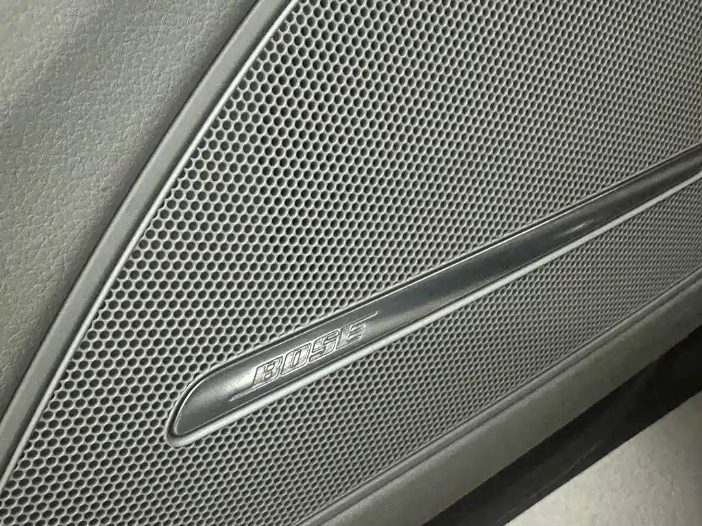 Audi A8 — миниатюра 8