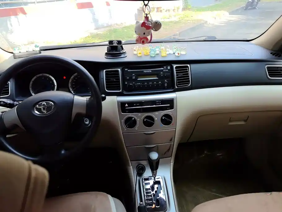 Toyota Corolla — миниатюра 12