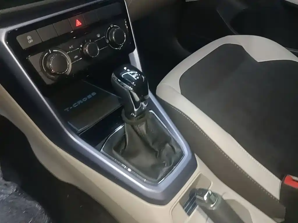Volkswagen T-Cross — миниатюра 14