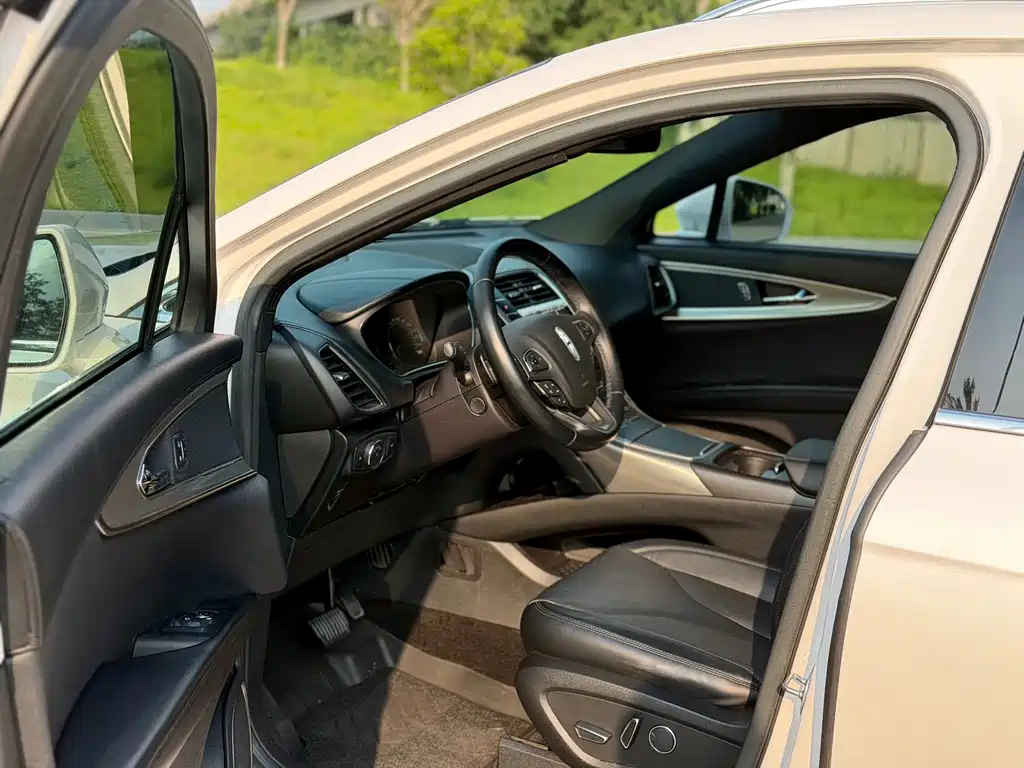 Lincoln MKX — миниатюра 7