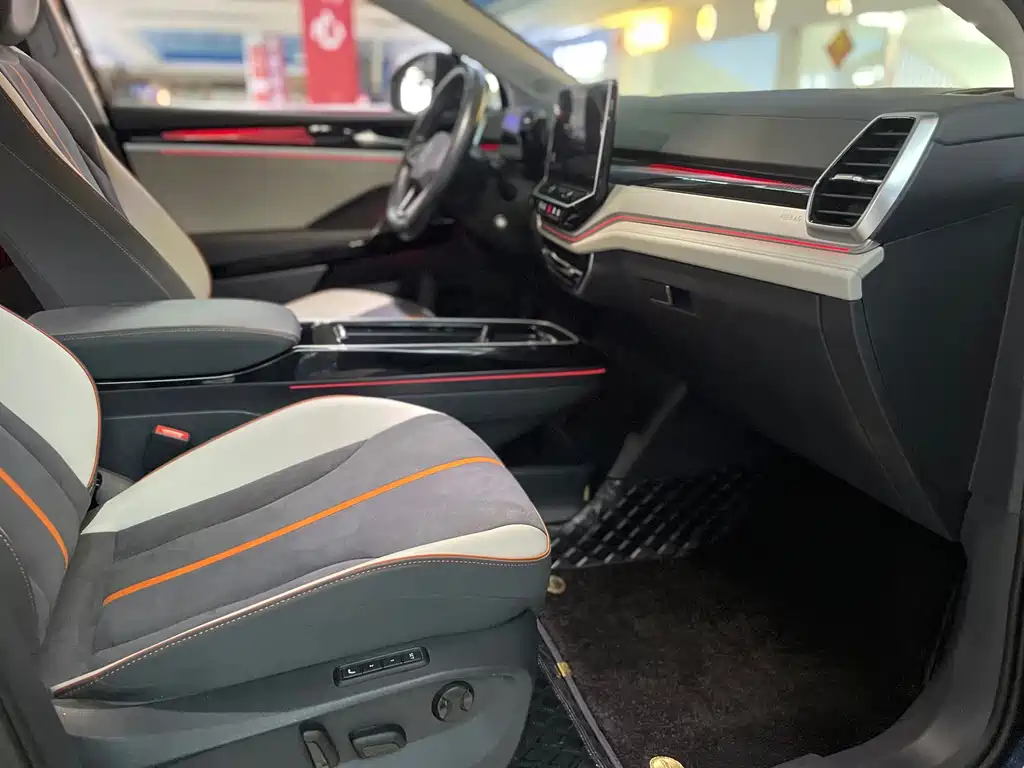 Volkswagen ID.6 Crozz — миниатюра 5