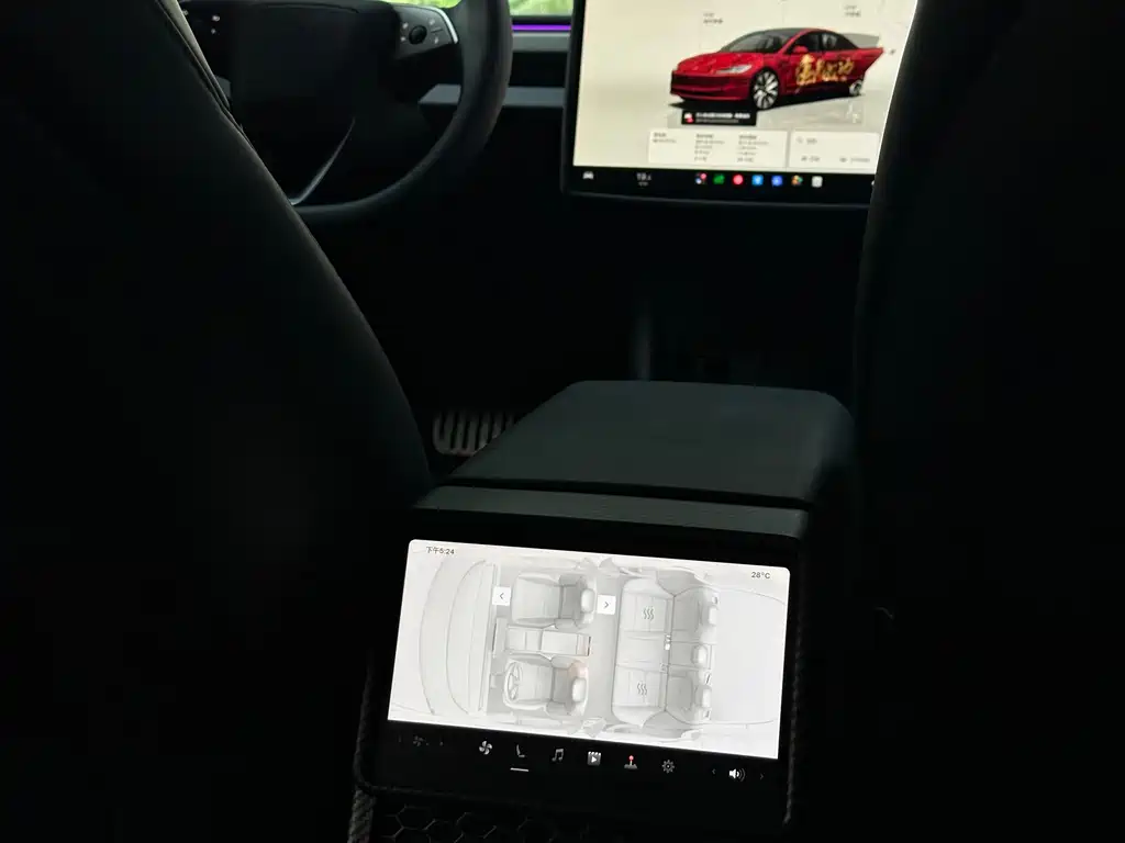 Tesla Model 3 — миниатюра 6