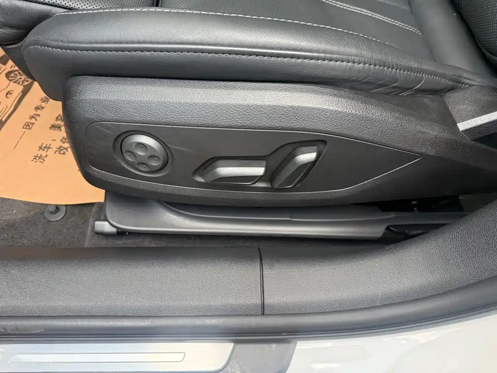 Audi A4L — миниатюра 19