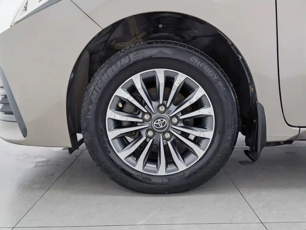 Toyota Corolla — миниатюра 17
