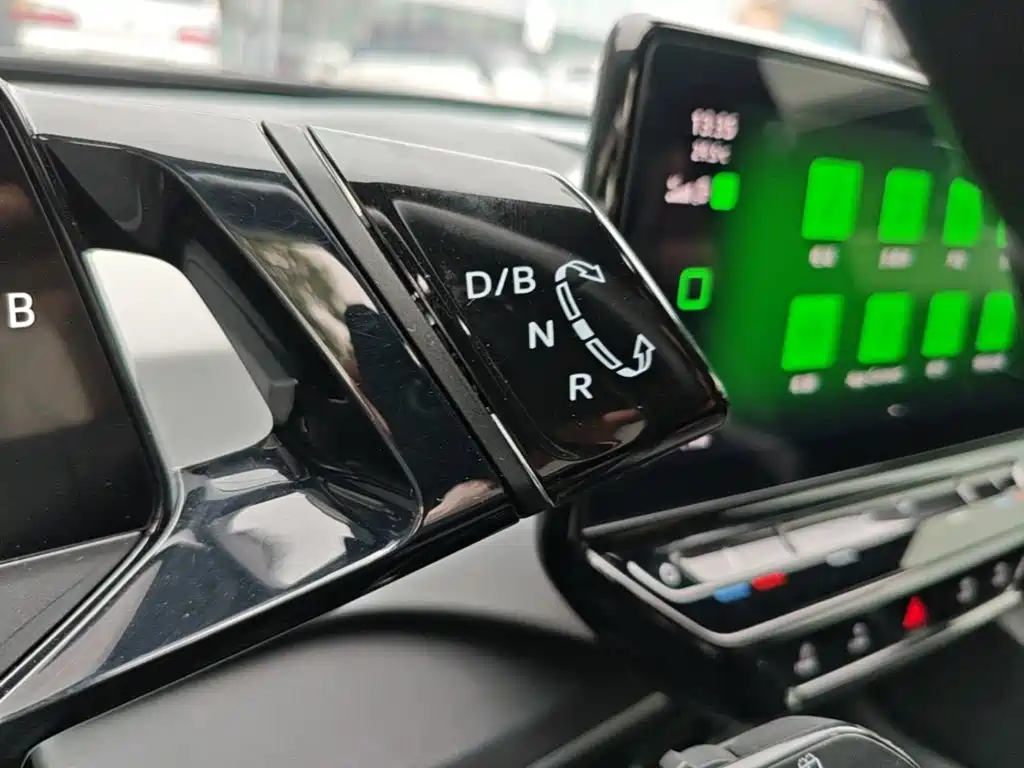 Volkswagen ID.3 — миниатюра 14