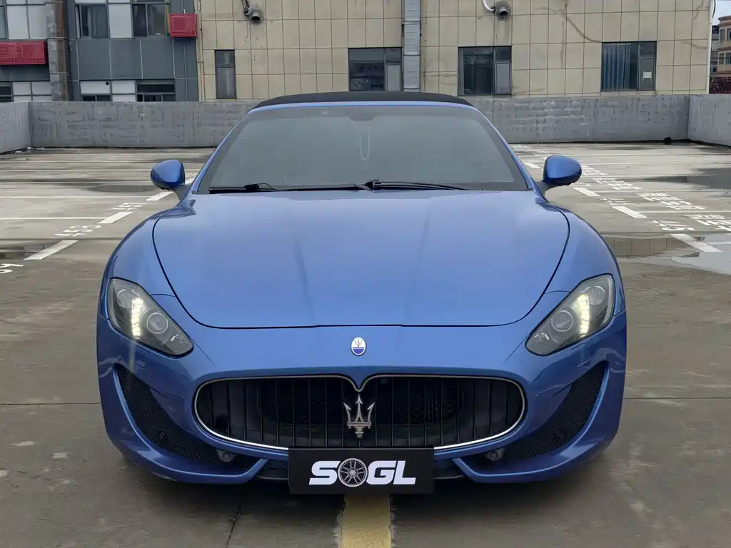 Maserati GranCabrio — миниатюра 2